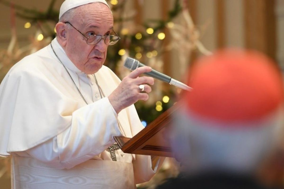 Папа до Римської Курії: Криза повинна вести до оновлення, а не конфлікту