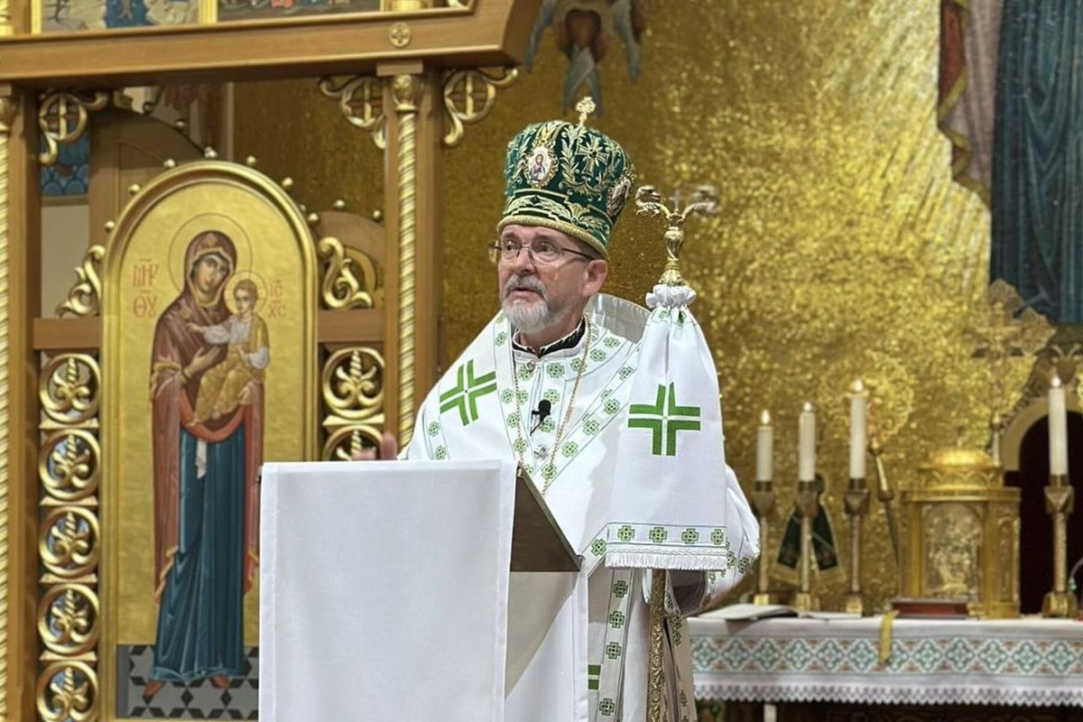«Святий Дух утверджує у вірі і визволяє від страху», — владика Богдан Дзюрах у свято Зіслання Святого Духа