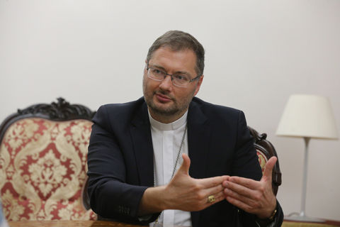«Українці знають свою історію і не можуть капітулювати», — Апостольський Нунцій в Україні