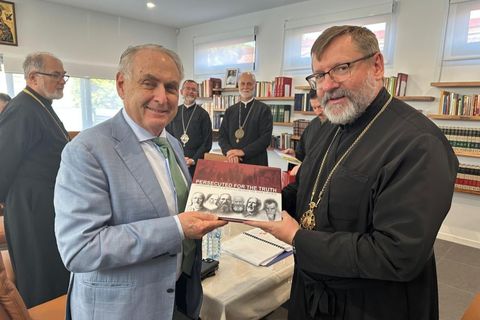 Єпископи УГКЦ обговорили з міністром торгівлі та туризму Австралії гуманітарні виклики України