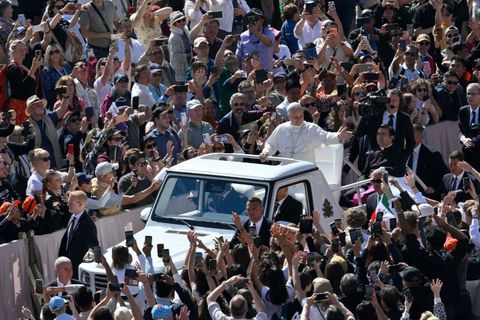 Папа про подорож в Африку: неоціненний скарб для мого серця і служіння