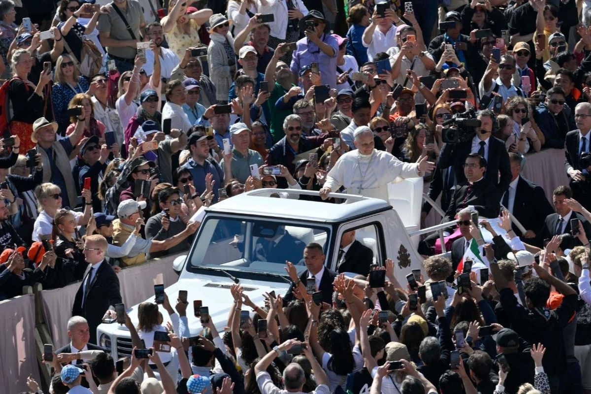 Папа про подорож в Африку: неоціненний скарб для мого серця і служіння