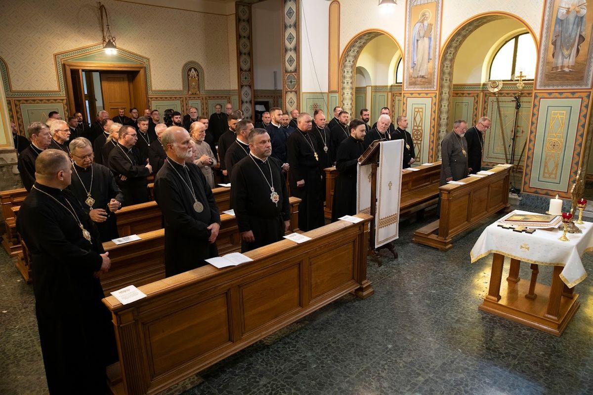 Єпископи УГКЦ помолилися Молебень до Святого Духа та склали присягу на початок Синоду