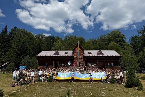 Митрополит Борис Ґудзяк очолив Архиєрейську Божественну Літургію з нагоди 100-річчя пластової оселі «Сокіл»