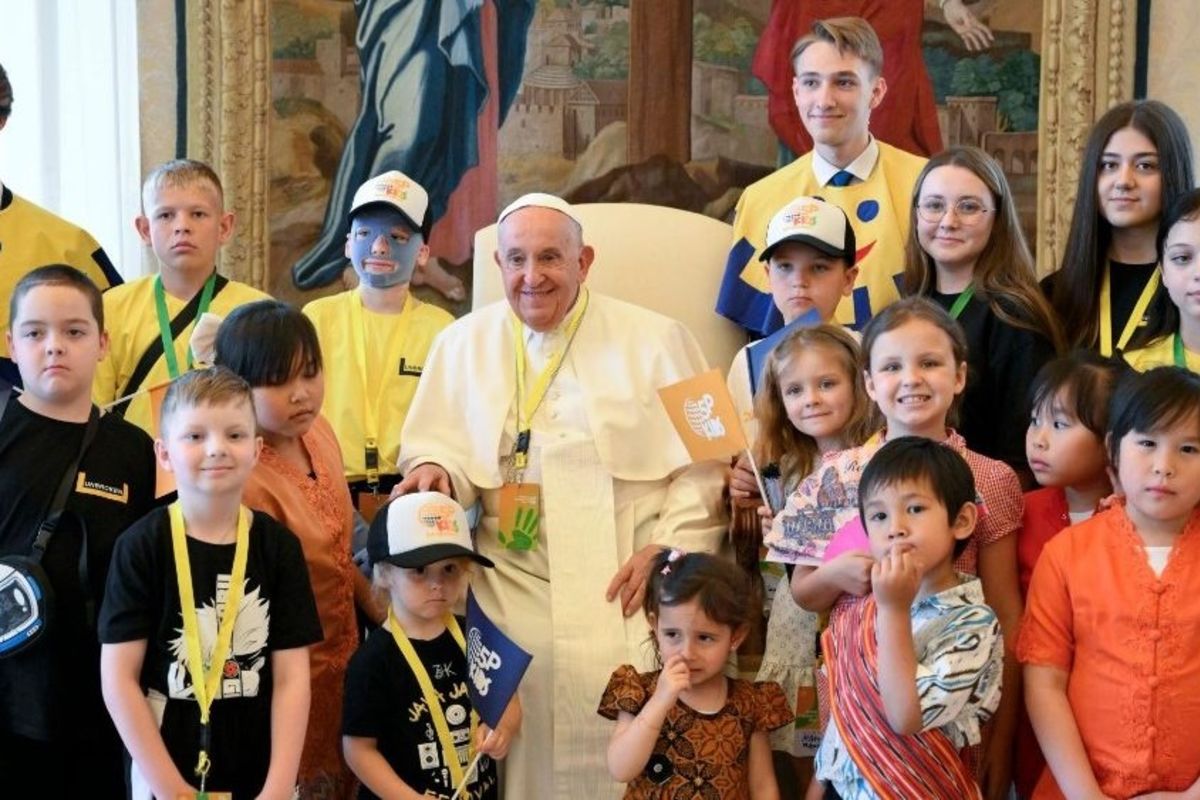 Папа зустрівся з дітьми з країн, де тривають війни