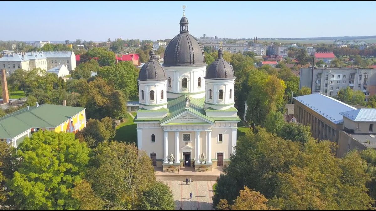 Катедральний храм Святих апостолів Петра і Павла, м. Сокаль