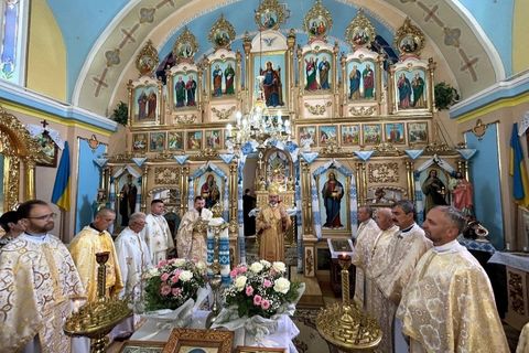 У Корналовичах на Самбірщині відсвяткували 200-ліття храму Воскресіння Христового