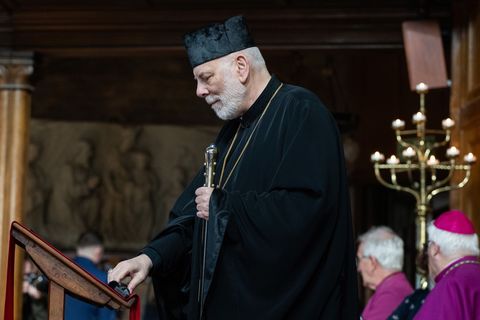 Владика Кеннет Новаківський: «Папа закликає світ обирати мир»