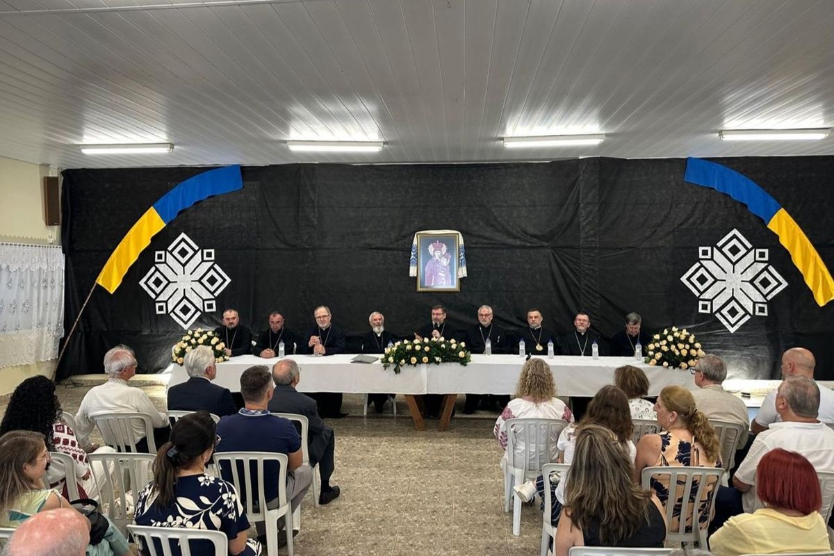 Владики Постійного Синоду УГКЦ зустрілися з лідерами української громади в Бразилії