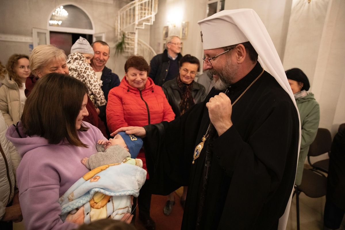 «Мама — це джерело надії», — Блаженніший Святослав привітав українських матерів