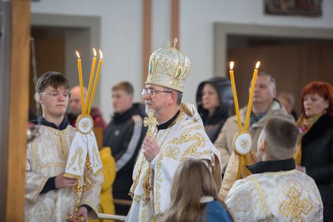 «Бог чекає з розпростертими руками»: єпископ Богдан Дзюрах здійснив візит до української громади в Реґенсбурґу
