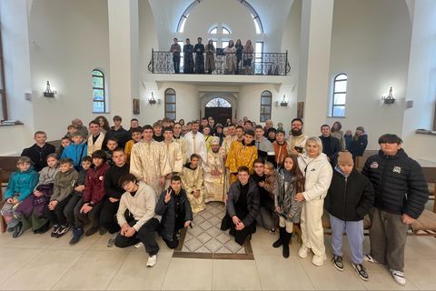 У Камʼянському на Дніпропетровщині відбувся перший Зʼїзд вівтарників Донецького екзархату