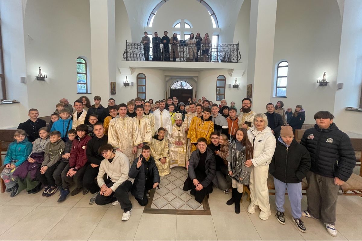 У Камʼянському на Дніпропетровщині відбувся перший Зʼїзд вівтарників Донецького екзархату