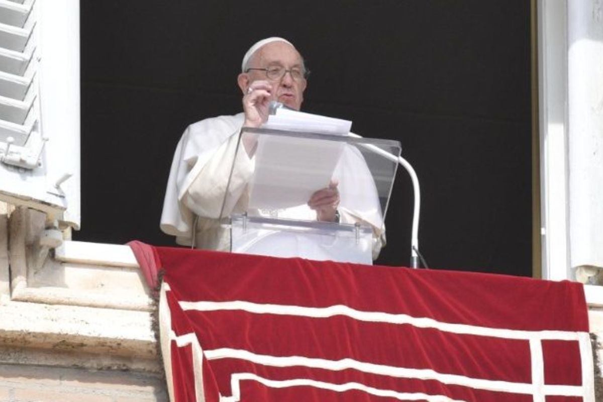 Папа запросив єднатися з ним у вівторок в молитві за мир в Україні та світі
