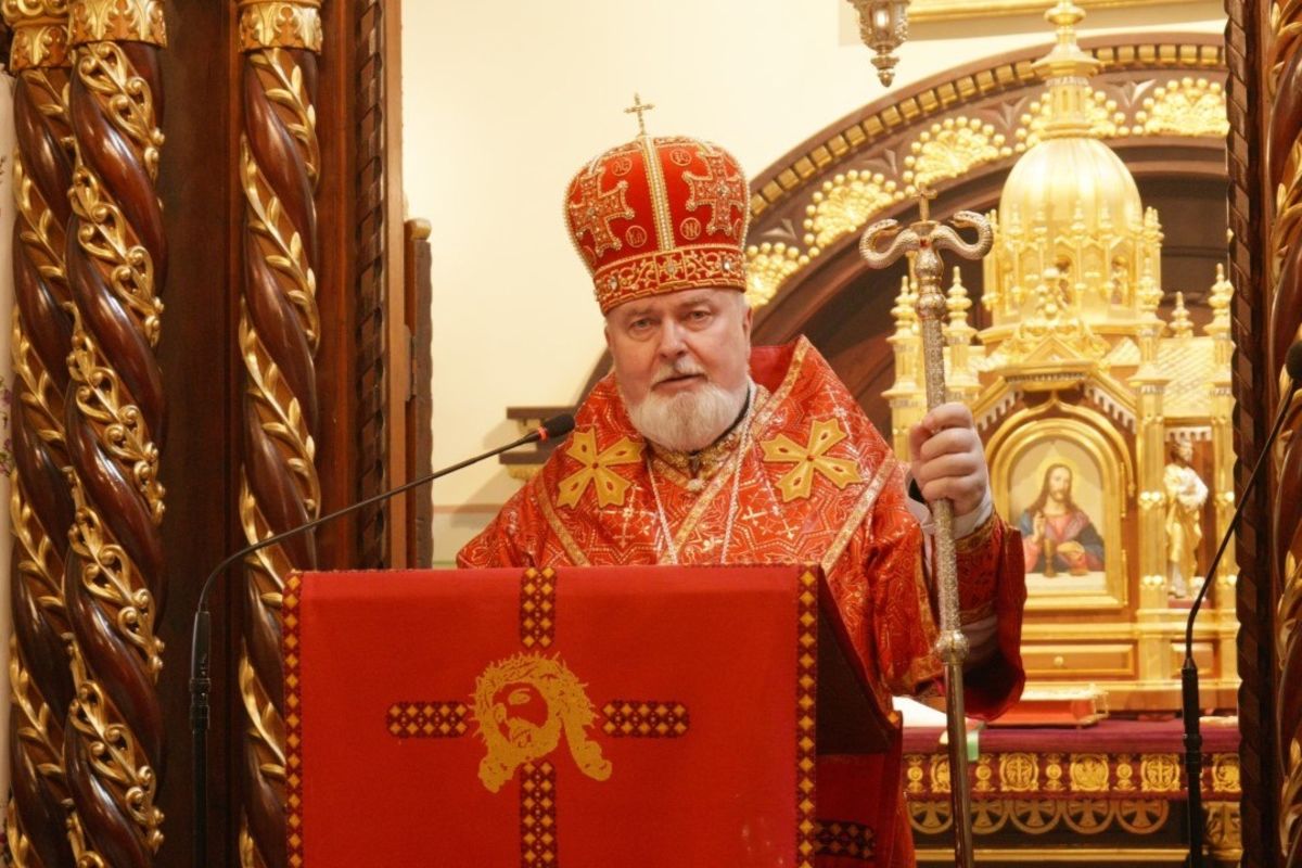 Єпископ Тарас Сеньків про таємницю Страсного четверга: Євхаристія, священство і любов