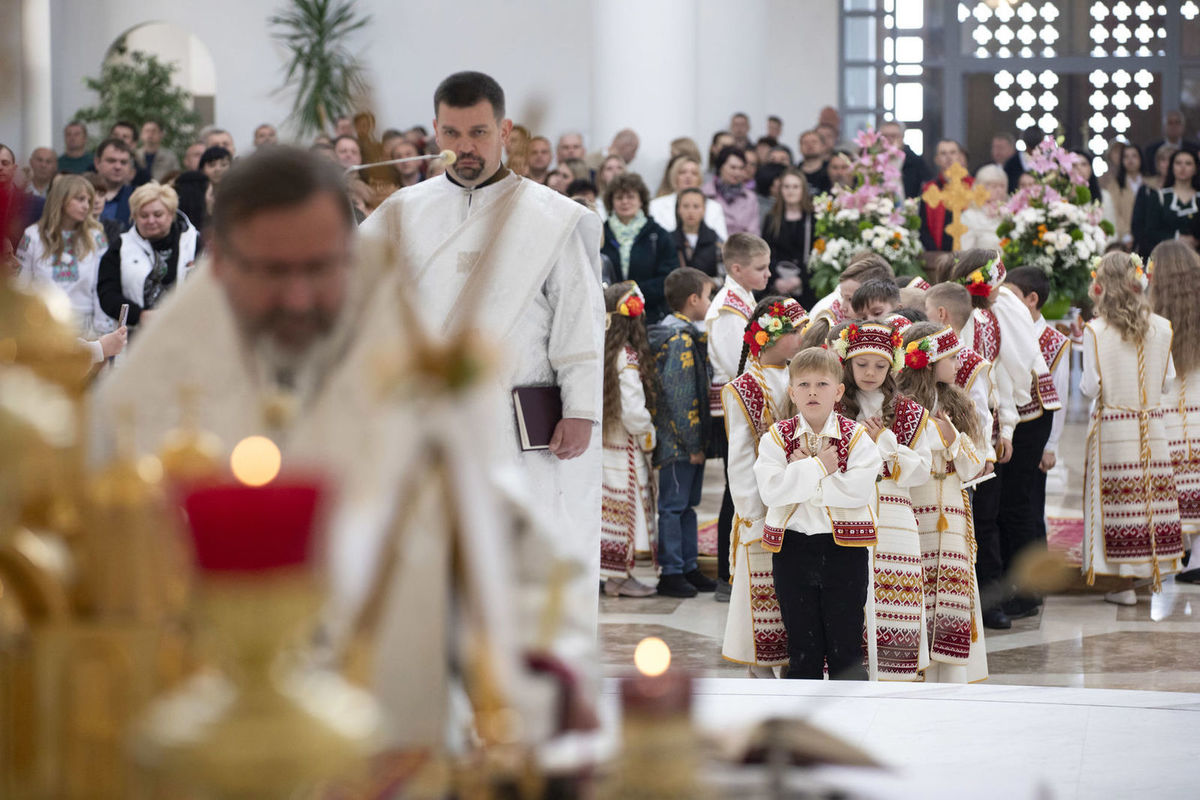 Урочисте Святе Причастя в Патріаршому соборі Воскресіння Христового в Києві, 12 травня 2024 року