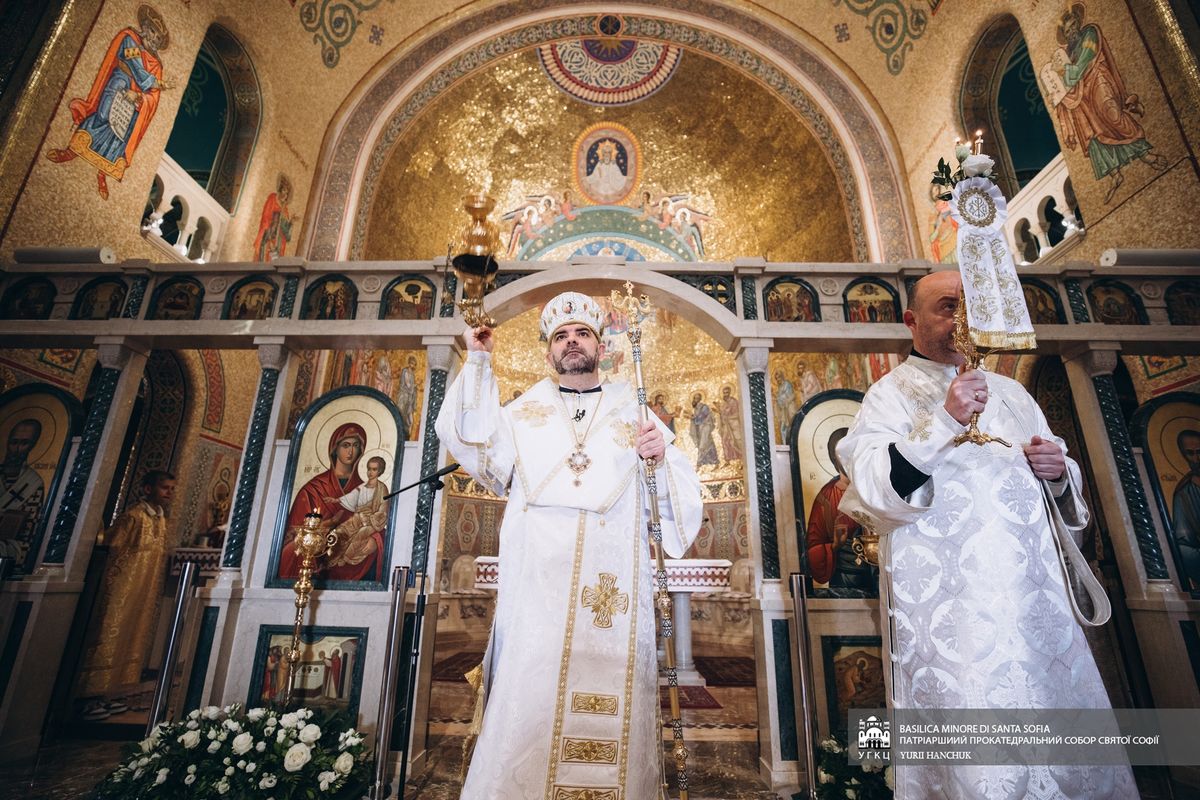 «Пасхальна віра — це той фундамент, на якому будується наше християнське покликання», — єпископ Григорій Комар в соборі Святої Софії