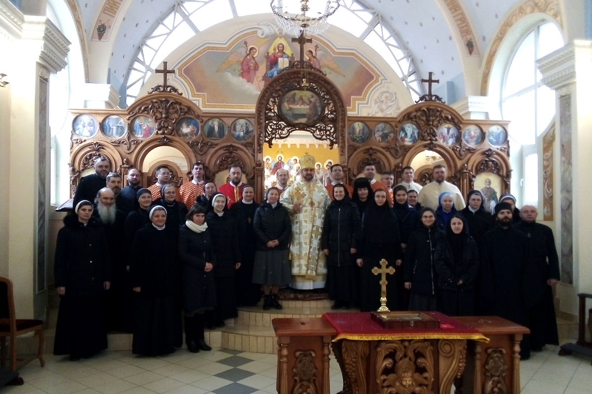 Патріарша комісія у справах монашества провела зустріч у Зарваниці