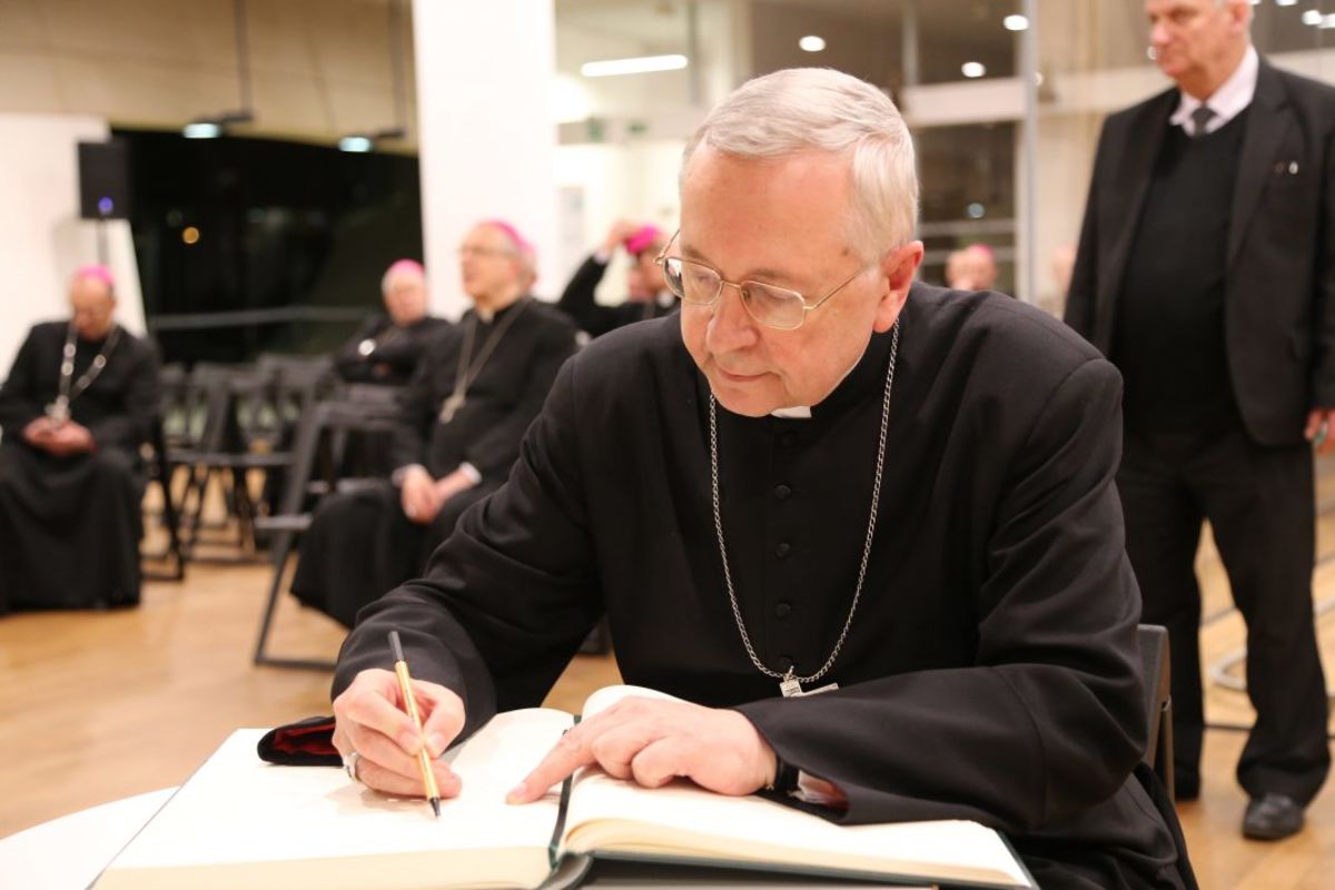 Президент Польського єпископату звернувся до православних і католицьких єпископів Росії та України із запрошенням до спільної молитви