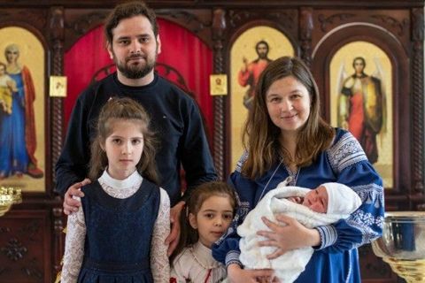 Священича сім’я зі Славутича: історія кохання, війни та віри