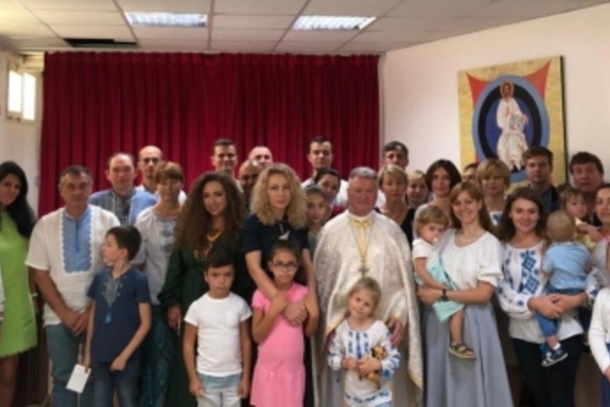 Священник УГКЦ відвідав українців Кувейту і відслужив Літургію