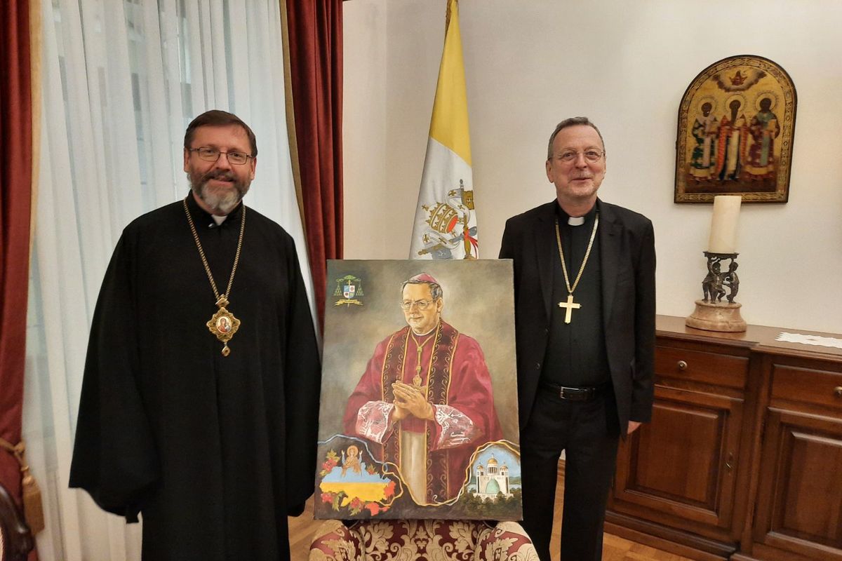 «Дивлячись на цей подарунок, буду думати про вас і про Україну», — архиєпископ Клаудіо Ґуджеротті до владик УГКЦ