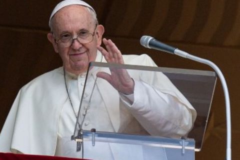 Папа Франциск: Через присутність у Пресвятій Євхаристії Ісус наповняє нас сенсом