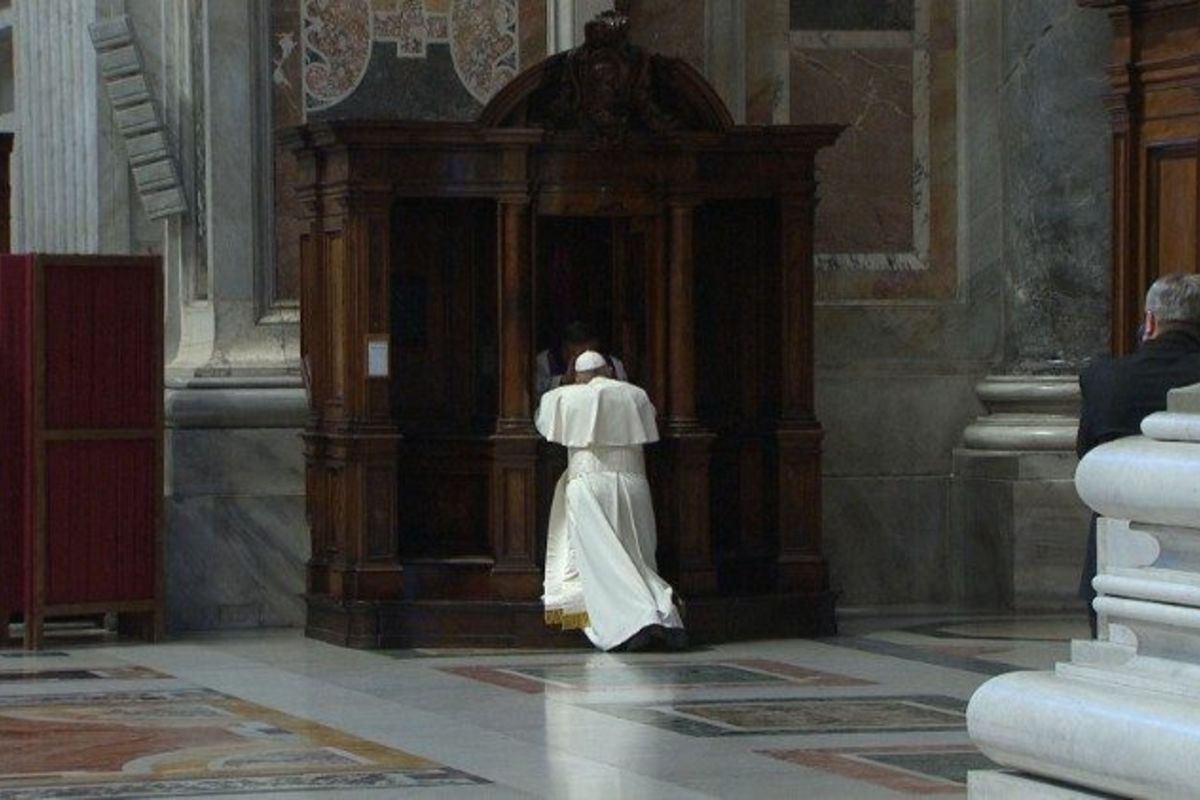 Папа сповідникам: не з нагайкою, а зі серцем, зворушеним милосердям