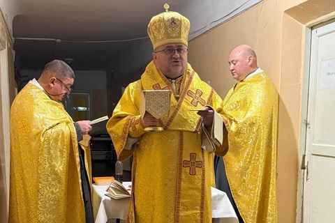 Різдво на передовій: капелани на чолі з єпископом Володимиром Фірманом здійснили духовну місію для українських захисників