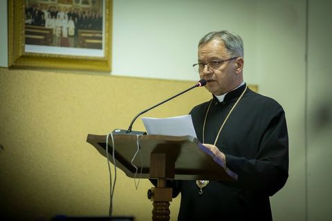 Не для засудження, а для допомоги: митрополит Євген Попович розповів про церковне судочинство