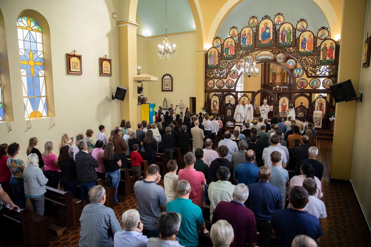 «На хорах нікого не було, а співала вся церква». Владика Діонісій Ляхович очолив Літургію в Ірасимі, Бразилія