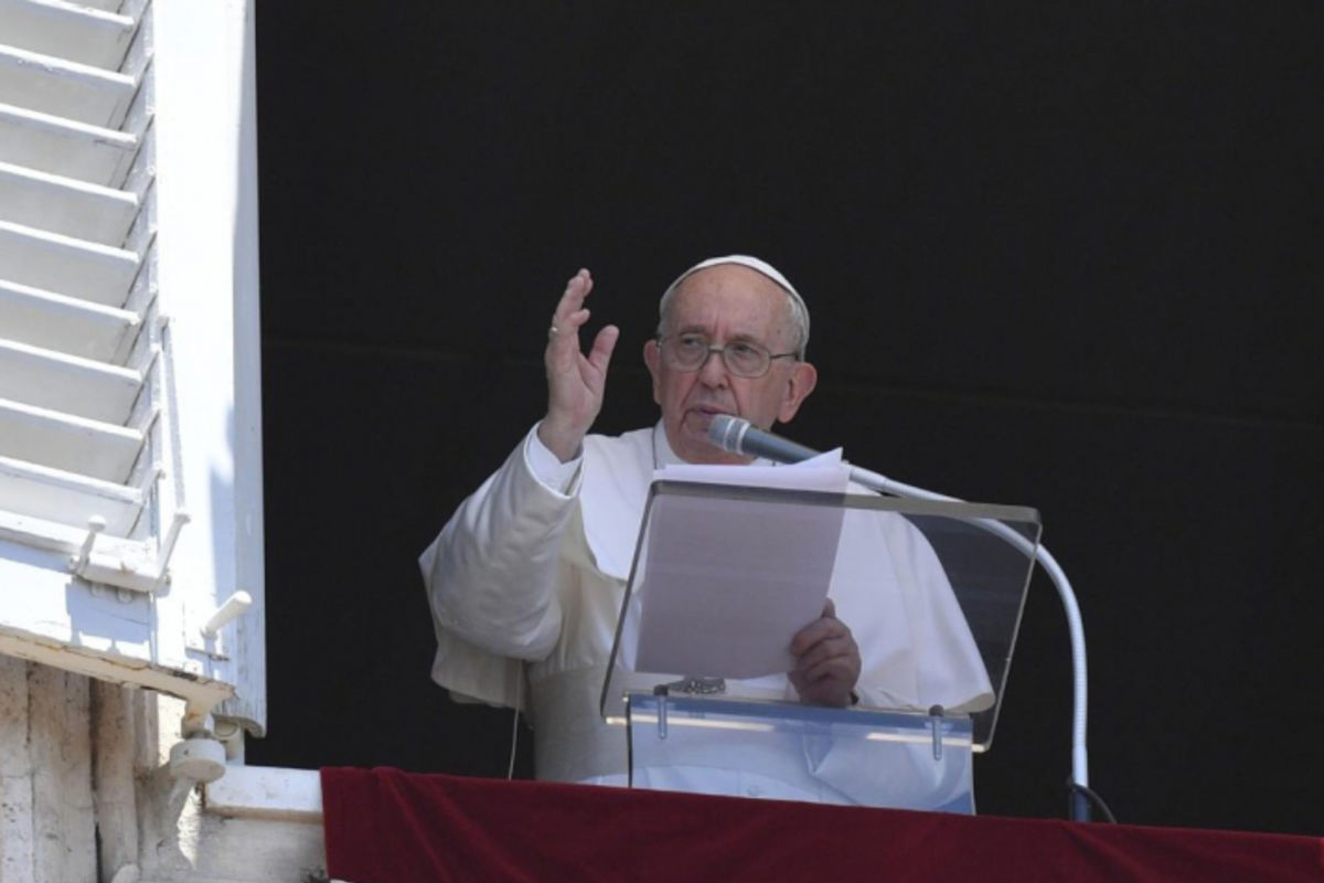 Папа Франциск: «Нехай час не охолодить нашу підтримку і нашу молитву за українців»