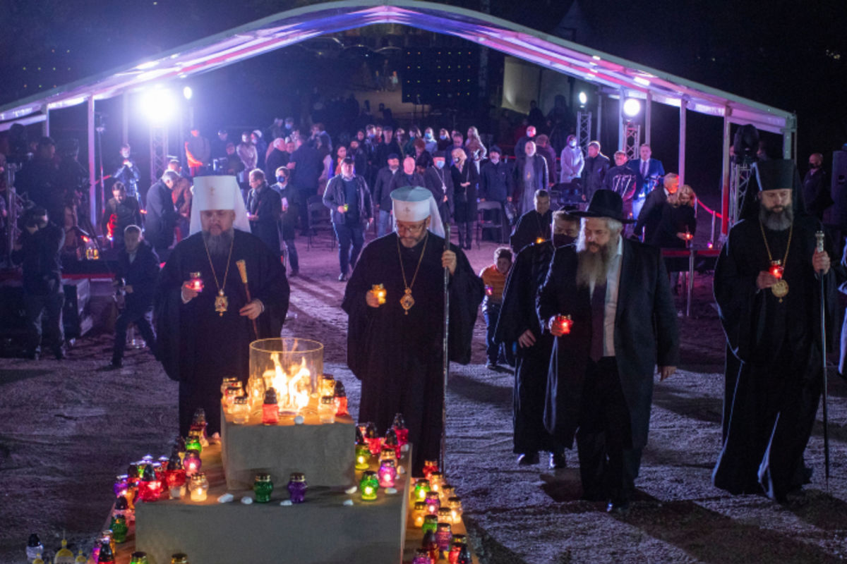 «З Бабиного Яру до неба, України і світу волає голос наших братів», — Глава УГКЦ на молитві за жертв трагедії