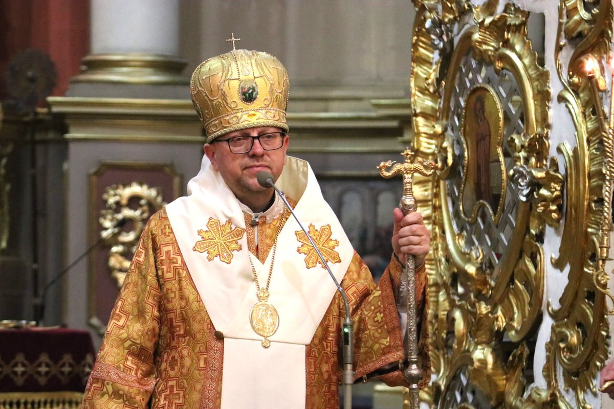 «Ми маємо право не розуміти, але не можемо бути байдужими», — владика Володимир Груца про покликання, страх і довіру Богові