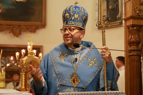 «Бог ламає схему безнадії»: проповідь єпископа Володимира Груци у празник Непорочного Зачаття