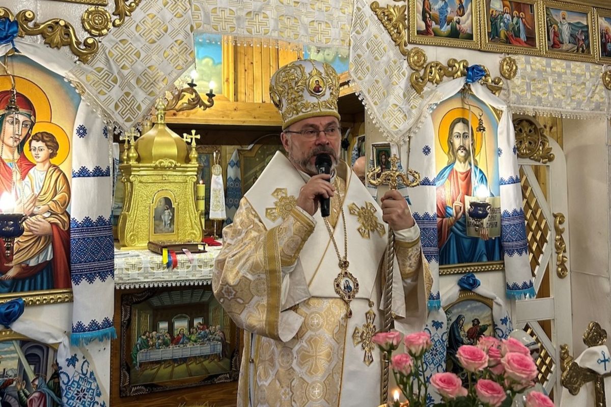 «Покликані розділити Божу святість», — єпископ Ярослав Приріз у неділю Всіх Святих українського народу