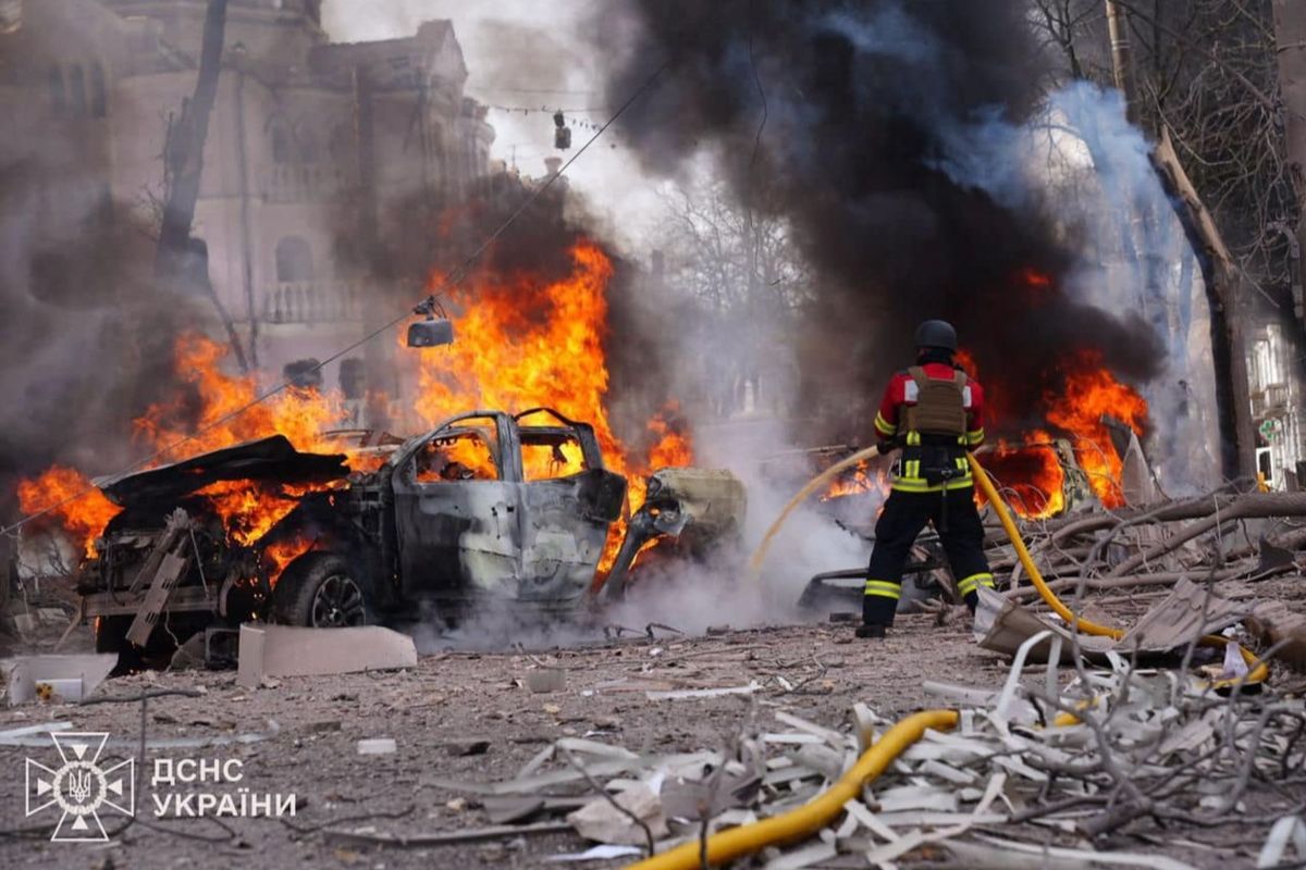 «Коли ми святкуємо свято життя, ворог нав’язує нам своє свято смерті»: Глава УГКЦ висловив співчуття з приводу ракетного удару по Сумах