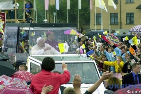 25 років потому: проповідь папи Івана Павла ІІ під час Святої Меси в латинському обряді у Києві