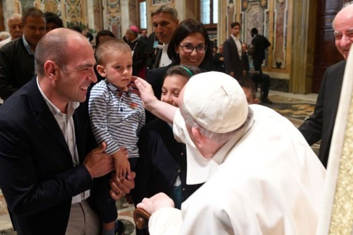 Папа Франциск: Від якості сім’ї та подружжя залежить якість стосунків у суспільстві