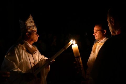 «Сила Божої любові сильніша за будь-яку силу зла»: Великодня проповідь Папи Лева XIV