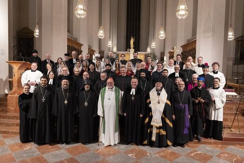 Єпископ Богдан Дзюрах взяв участь в екуменічній молитві за єдність християн у мюнхенському соборі Матері Божої