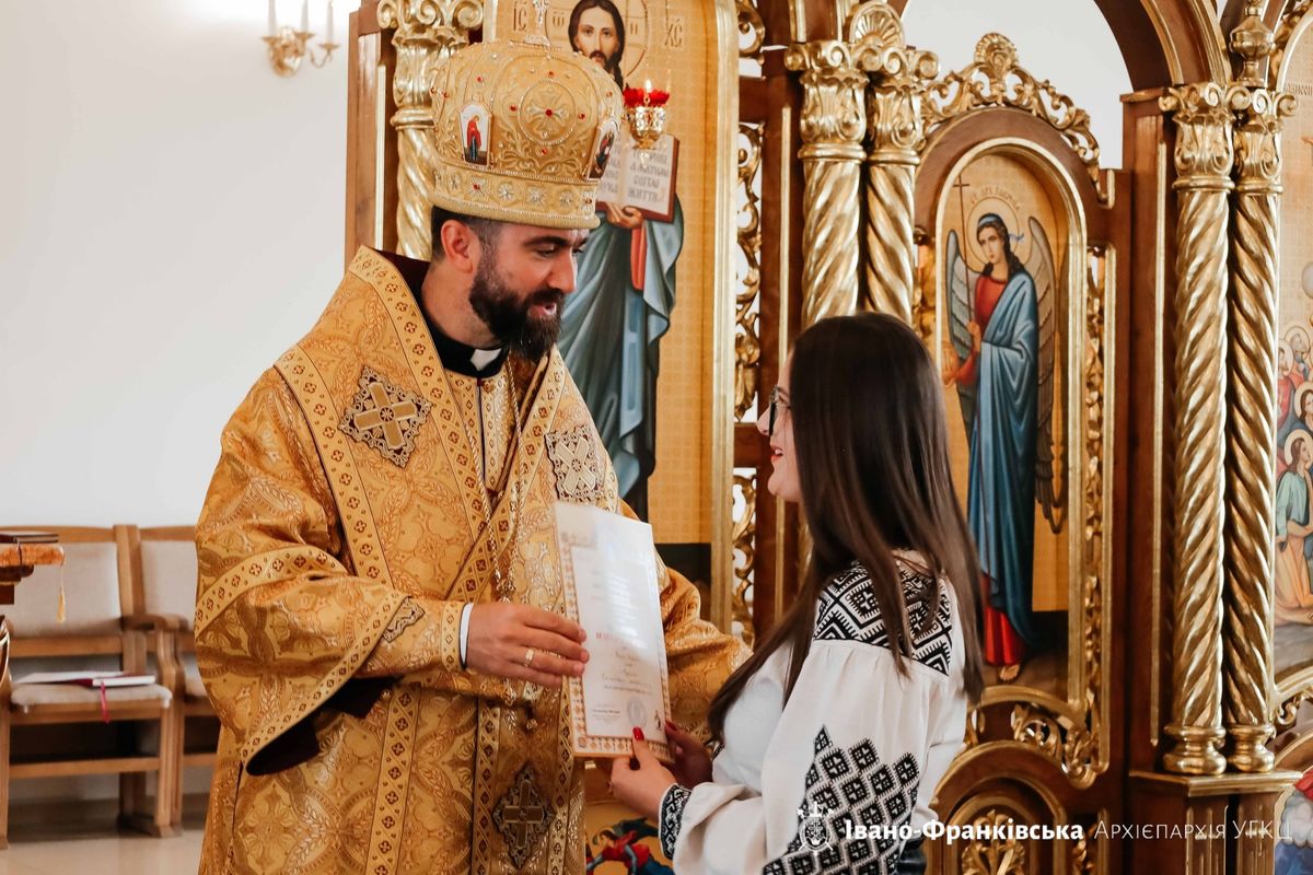 «Нехай слова вашої науки будуть підтверджені прикладом вашої віри та діянь», — владика Микола Семенишин до катехитів