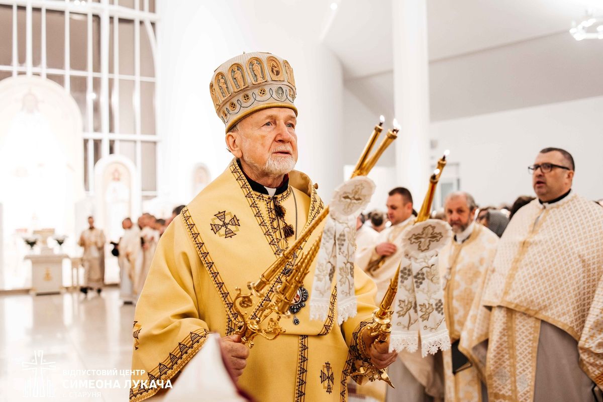 «Єдина формула життя — любити!» — єпископ Михаїл Колтун у Старуні