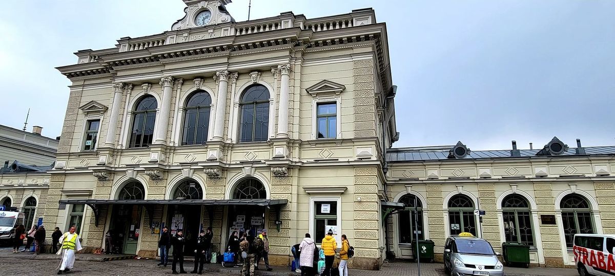 Залізничний вокзал у м. Перемишль (Польща)