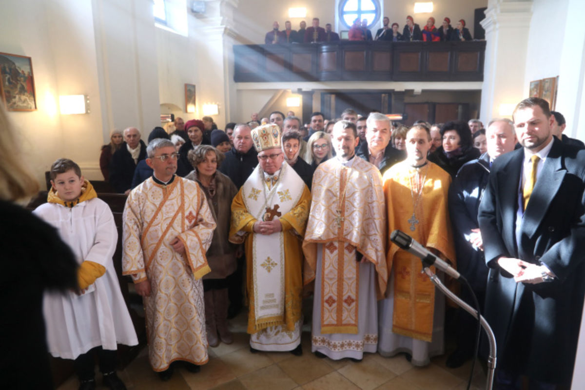 У Словаччині вперше молились Архиєрейську Літургію українською мовою