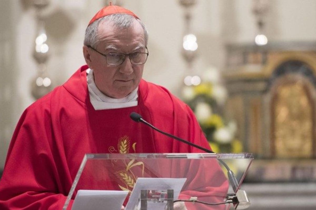 Кардинал П’єтро Паролін, поминаючи полеглих у війнах: «Мир — це не одне з благ, але цілісність добра»