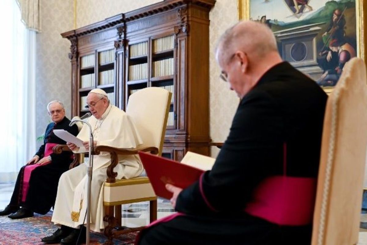 Папа Франциск: Боже слово написане для кожного, для тебе і для мене