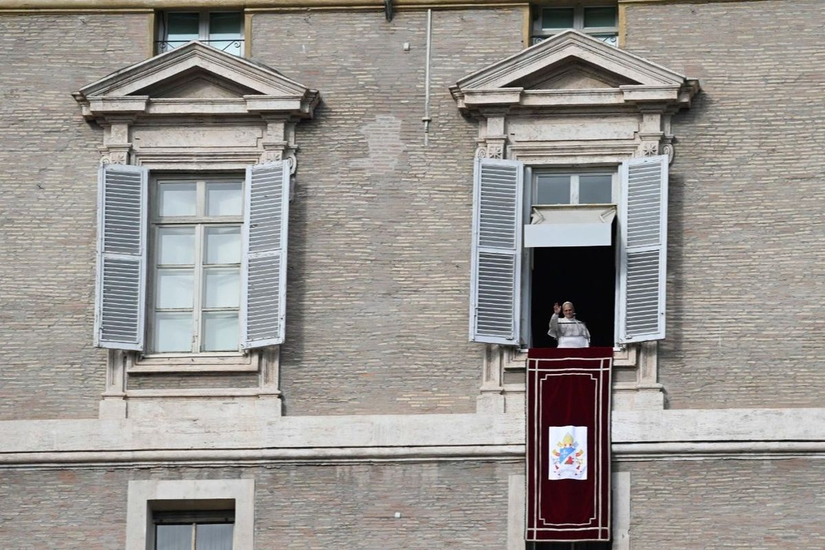Папа: Христос бере на Себе те, що є нашим, і дарує нам те, що є Його — вічне життя