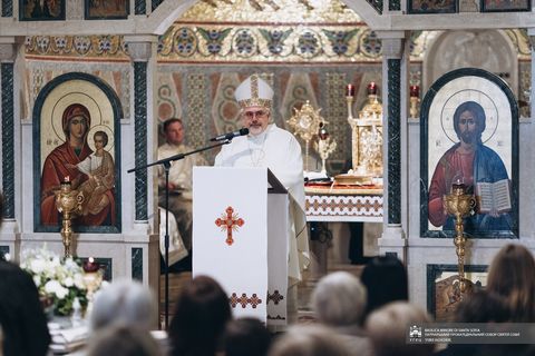 «Сьогодні хочу подякувати матерям за їхні великі серця»: кардинал Фабіо Баджо у соборі Святої Софії