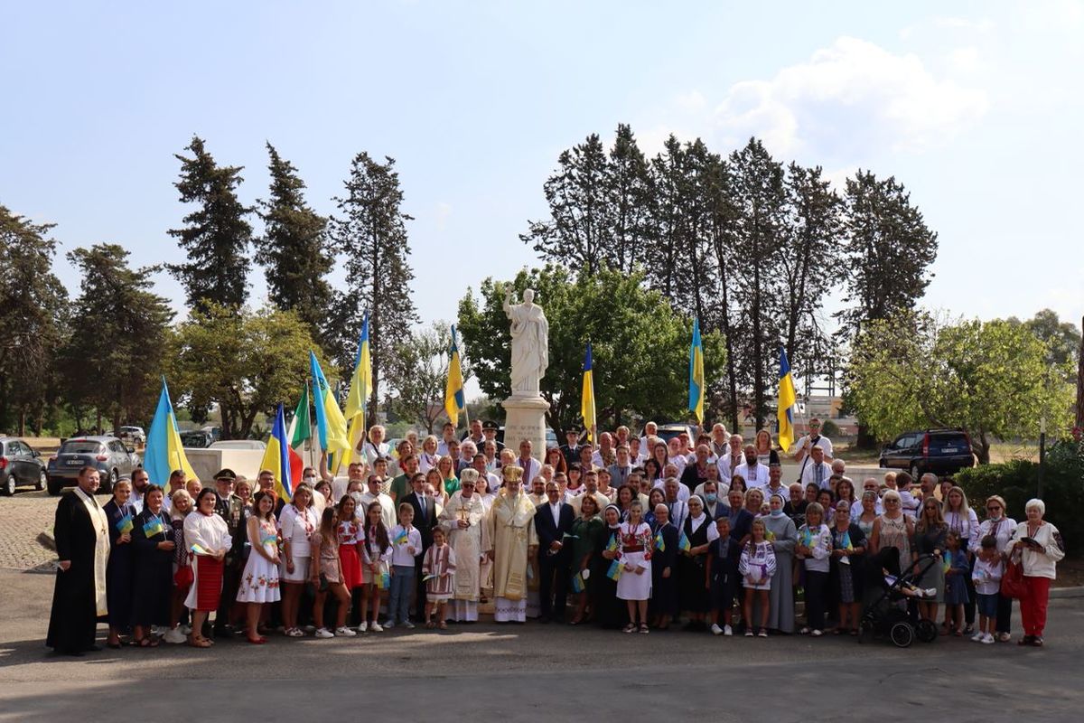 «Українська сила — в крові наших героїв»: в соборі Святої Софії УГКЦ в Римі помолилися за Україну